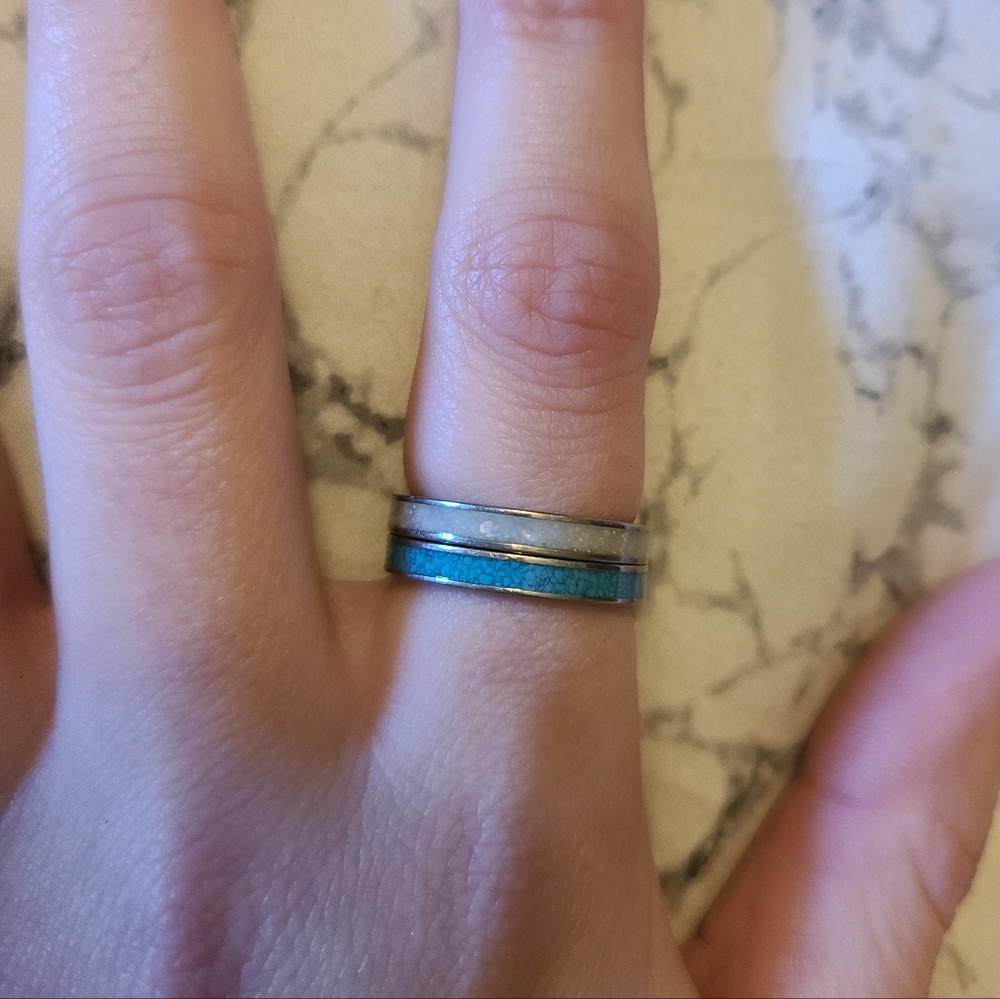 Size 6 two ring bands ✨️ - Picture 10 of 11